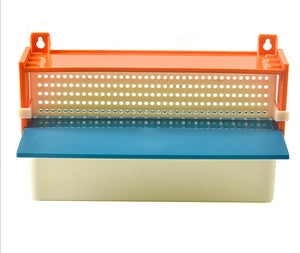 European-style Plastic Dusting Box Beekeeping Tool for Collecting Bee Pollen Honeycomb Nest Foundation