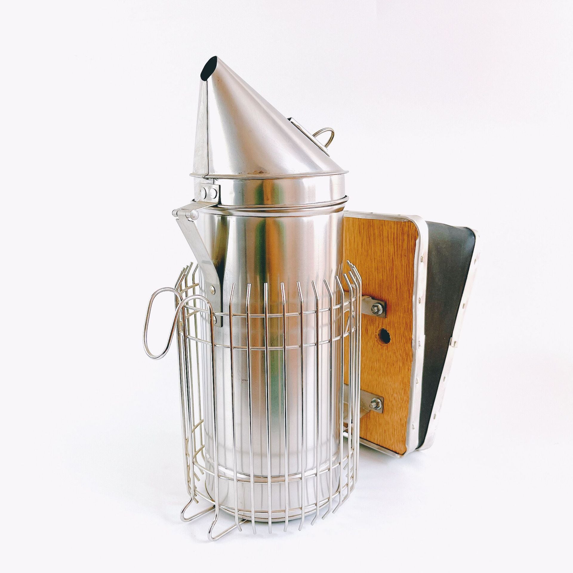 Hight Quality Stainless Steel Beehive Smoker with Heat Shield Protection and Mounting Hook Beekeeping Tools Bee Smoker